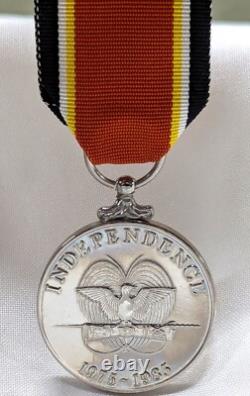 100% original full size 1975-85 Papua New Guinea 10th Ann. Independence Medal