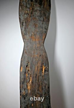 A Rare Kwoma House Post Figure
