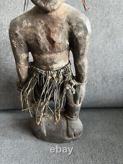 ANTIQUE Papua New Guinea Wood Carved male figure Sepik River Painted black red