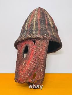 Abelam Yam Mask. Sepik River Region, Papua New Guinea. Early / Mid 20th Century
