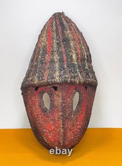 Abelam Yam Mask. Sepik River Region, Papua New Guinea. Early / Mid 20th Century