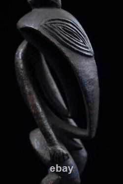 Amulet, statue, tribal art, oceanic art, sepik carving, papua new guinea