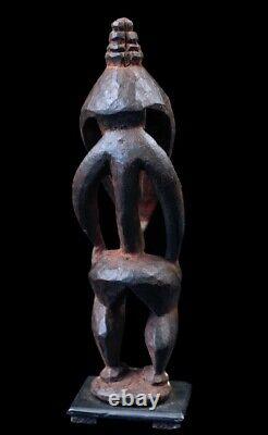 Amulet, statue, tribal art, oceanic art, sepik carving, papua new guinea