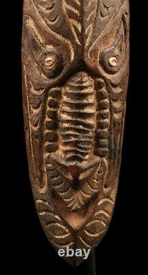 Ancestor mask, sepik carving, papua new guinea