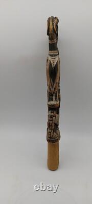 Antique New Guinea Papua ornamental flute stopper crocodile spirits