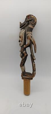 Antique New Guinea Papua ornamental flute stopper crocodile spirits