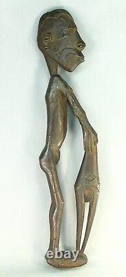 Antique PAPUA NEW GUINEA Carved Black Wood Man Hunter Figure 19.5 Huon Tribes