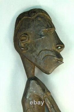 Antique PAPUA NEW GUINEA Carved Black Wood Man Hunter Figure 19.5 Huon Tribes