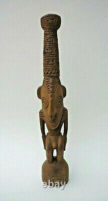 Antique Vintage Murik Lakes Papua New Guinea Hand Carved Wooden Sculpture