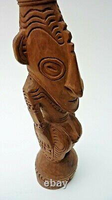 Antique Vintage Murik Lakes Papua New Guinea Hand Carved Wooden Sculpture