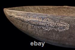 Bol Siassi, Siassi wooden bowl, oceanic art, papua new guinea