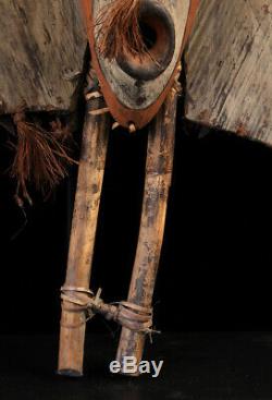 Bouclier de pirogue du sepik, canoe war shield, oceanic art, papua new guinea