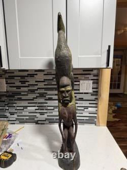 Carved Hornbill bird Papua, New Guinea, vintage Wooden Figure