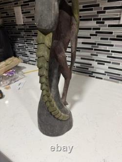 Carved Hornbill bird Papua, New Guinea, vintage Wooden Figure