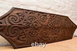 Carved Wood War Shield Dayak Papua New Guinea Indonesian Tribal Weapon