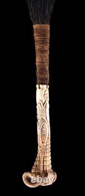 Chasse-mouche océanien, carved tool, oceanic art, fly-hunting, Papua New guinea