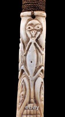 Chasse-mouche océanien, carved tool, oceanic art, fly-hunting, Papua New guinea