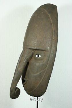 Classic Wooden Ancestor Mask SEPIK Ramu Lower Sepik river, Papua New Guinea