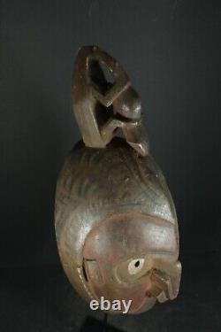 Classic Wooden Ancestor Mask SEPIK Ramu Lower Sepik river, Papua New Guinea