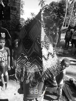 Coiffe de danse du sepik, dancing headdress, papua new guinea