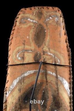 Coiffe wagnen, Abelam, headdress, papua new guinea, traditional ornament, 82 cm Coiffe wagnen, Abelam, headdress, papua new guinea, traditional ornament, 82 cm