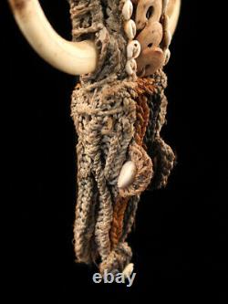 Collier d'apparat papou, sepik tribal ornament, papua new guinea