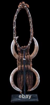 Collier d'apparat, traditional ornament, oceanic art, papua new guinea