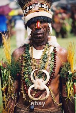 Collier d'apparat, traditional ornament, oceanic art, papua new guinea