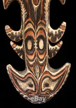 Crochet iatmul, tribal hook, oceanic art, papua new guinea, sepik carving