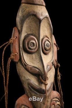 Crochet iatmul, tribal hook, oceanic art, papua new guinea, sepik carving