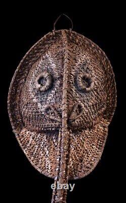 Didagur mask, primitive art, masque heaume, oceanic art, papua new guinea