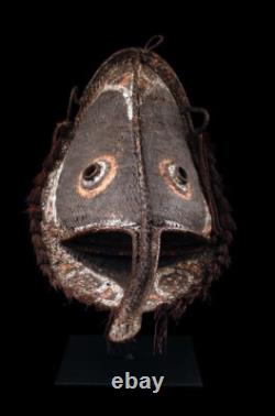 Didagur mask, primitive art, masque heaume, oceanic art, papua new guinea