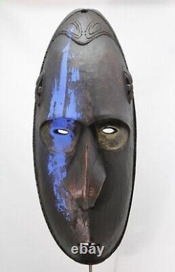 Dramatic & decorative wooden Sepik Ramu Tangbwal Mask, Papua New Guinea / PNG