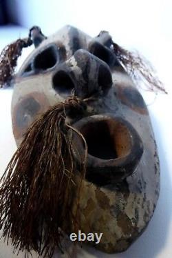 Early Carved Papua New Guinea Spirit Mask Sculpture Ochre Painted Tribal Art