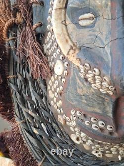 Early Papau New Guinea Mask On Stand Profusely Decorated, On Stand
