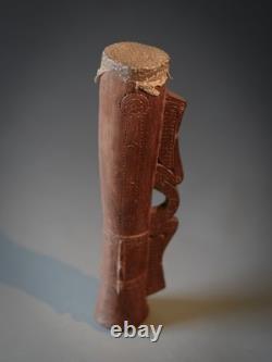 FINGER DRUM, KATUNENIA, Trobriand Islands, Papua New Guinea
