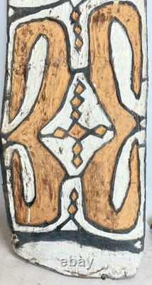 Field Collected 1994 Fighting Shield Asmat New Guinea Top Condition