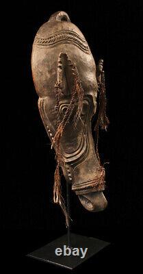 Figure de culte, cult figure, oceanic art, Papua new guinea, wooden pig