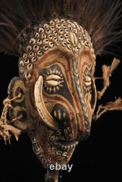 Figure rituelle, sepik river, ritual stick, papua new guinea