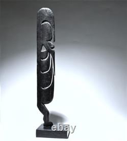 Fine KOREWORI yipwon amulet figure Papua New Guinea tribal art oceanic pacific