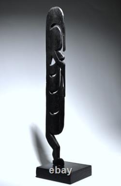 Fine KOREWORI yipwon amulet figure Papua New Guinea tribal art oceanic pacific Fine KOREWORI yipwon amulet figure Papua New Guinea tribal art oceanic pacific