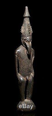 Fine Provenance Amulet Figure Papua New Guinea