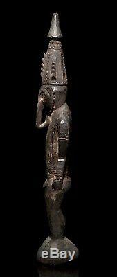 Fine Provenance Amulet Figure Papua New Guinea