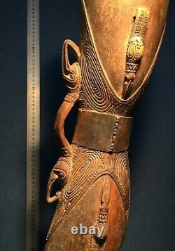 Fine SEPIK hourglass drum authentic early 20th century Papua New Guinea art