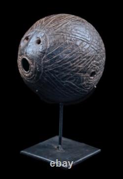 Flute, traditional instrument, papua new guinea, oceanic art, tribal art