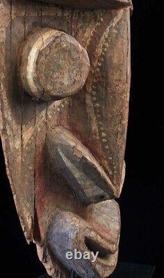 Fragment de poteau de case, house post, totem, oceanic art, papua new guinea