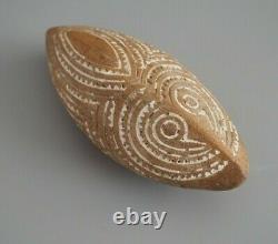 Good Small Oceanic Papua New Guinea Carved Wooden Marupai Magic Charm With Lime