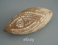 Good Small Oceanic Papua New Guinea Carved Wooden Marupai Magic Charm With Lime