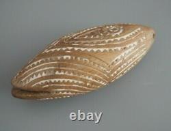 Good Small Oceanic Papua New Guinea Carved Wooden Marupai Magic Charm With Lime