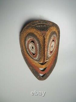 Good Small Oceanic Polynesian Papua New Guinea Woven Rattan Painted Yam Mask